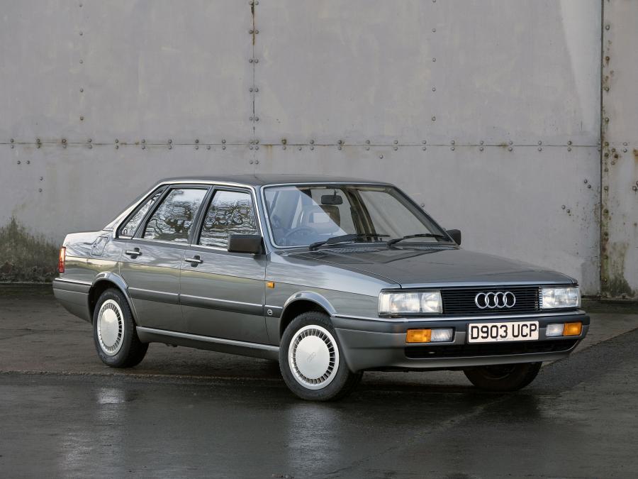  Audi 90 (B2) 1984 года  (UK) (фото 1 из 12)